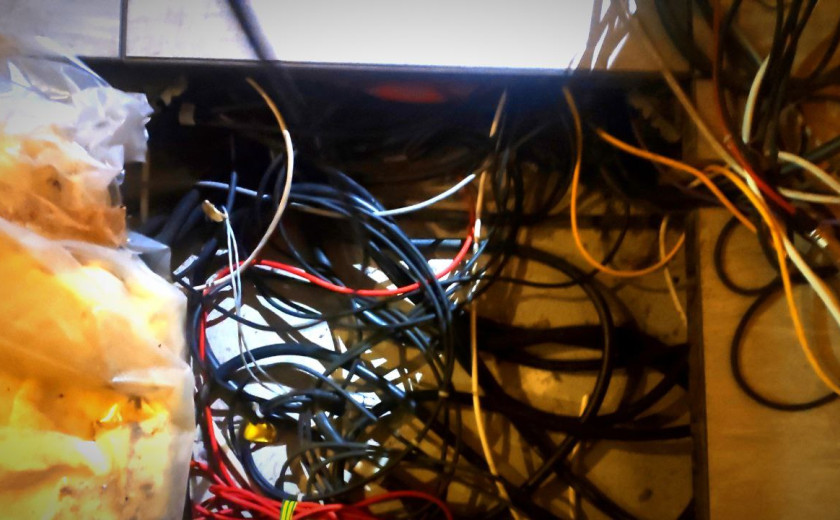 obdukcija produkcijskega studia