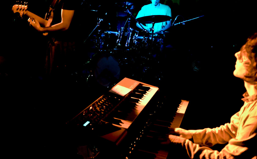 Klubski maraton 2012: Rok Zalokar trio v živo na Radiu Študent